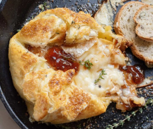 Baked Brie Jalapeno Jelly